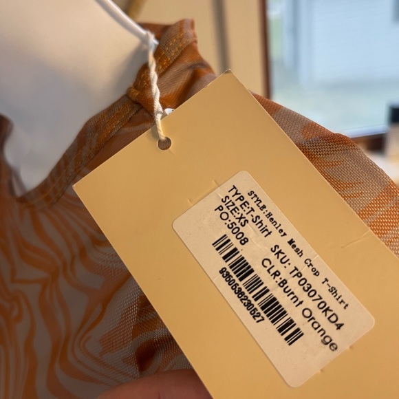 NWT Meshki Henley Sheer Crop Top - Picture 7 of 8